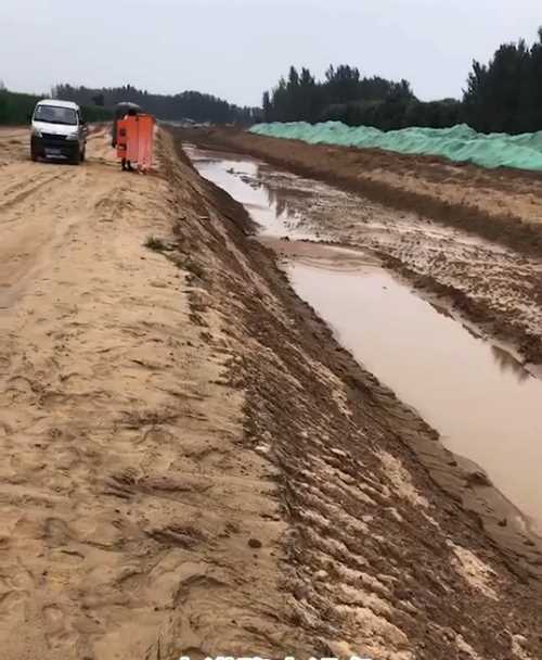 洛阳洛宁县河道降水